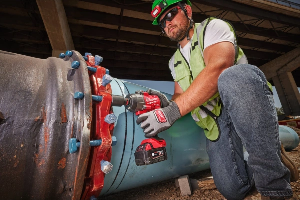 Klucz udarowy Milwaukee M18 FHIW2P12-0X