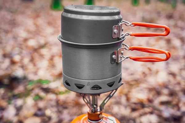 Garnki turystyczne z radiatorem NEO Tools 63-144