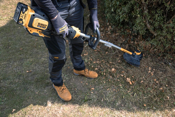 Podkaszarka Dewalt DCM561P1S
