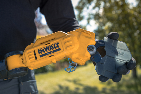 Sekator akumulatorowy teleskopowy Dewalt DCMPP569P1