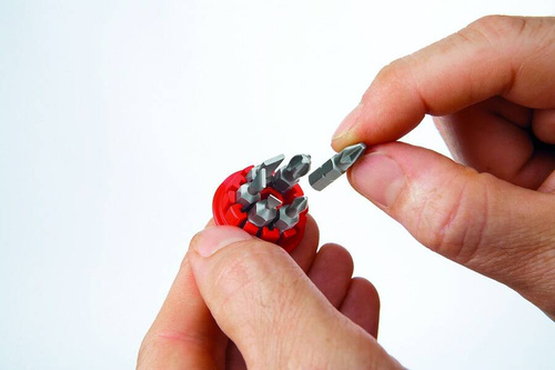 Magnetyczny wkrętak z magazynkiem bitów Stubby WIHA 10382