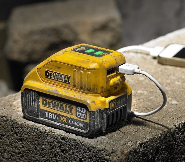 Adapter do ładowania USB DeWalt DCB090