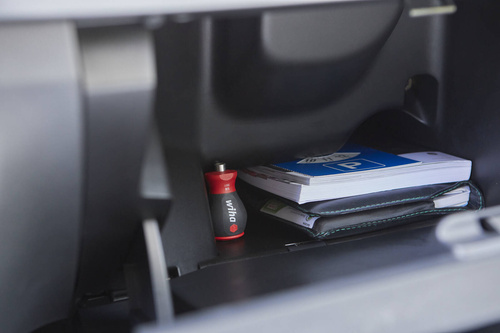 Magnetyczny wkrętak z magazynkiem bitów Wiha 33741