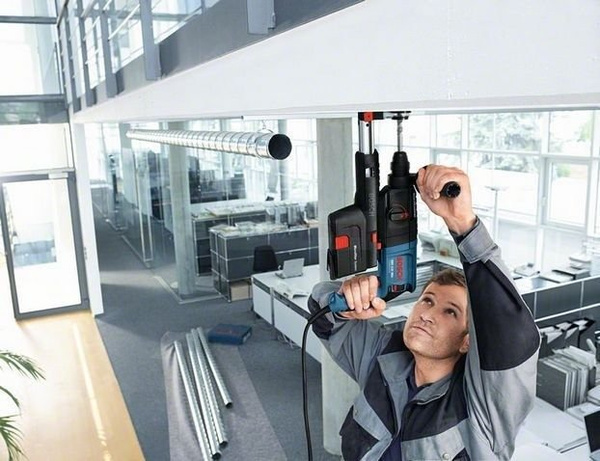 Bosch GBH 2-23 REA Młot udarowo-obrotowy