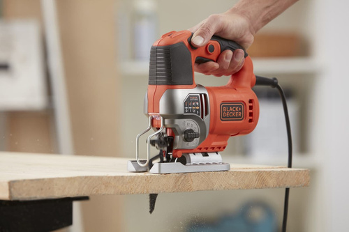 Wyrzynarka Black Decker BES610-QS