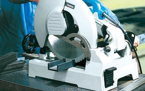 Przecinarka do metalu Makita LC1230