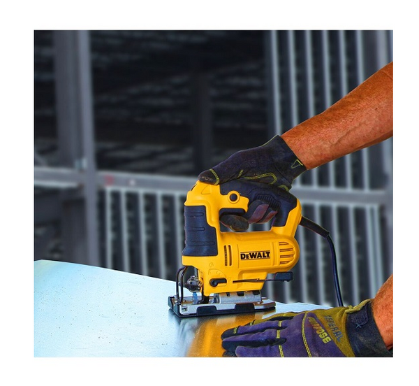 Wyrzynarka Dewalt DWE349