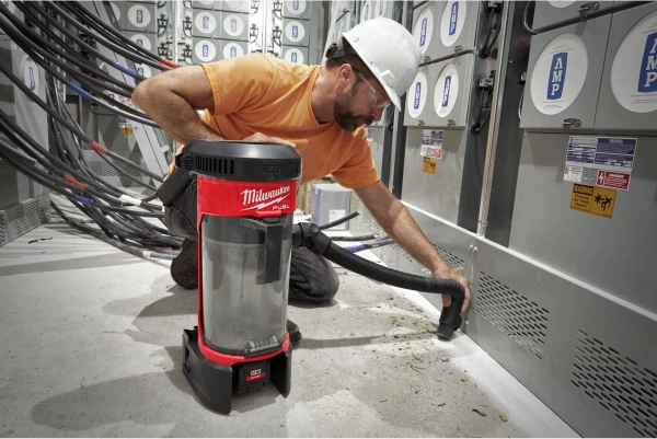 Odkurzacz plecakowy Milwaukee M18 FBPV-0