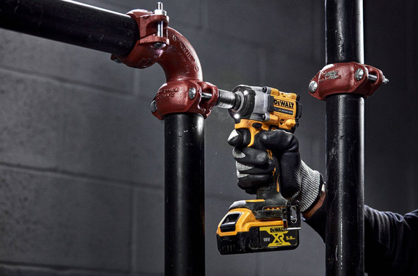 Klucz udarowy DeWALT DCF922N