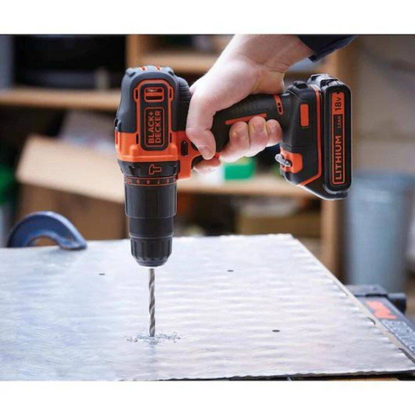 Wiertarko-wkrętarka z udarem Li-Ion 18V Black Decker (BDCHD18-QW)