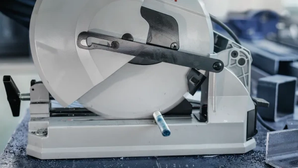 Tarcza pilarska Bosch PRO Steel 254×2,2×25,4 mm, T52 2608844867