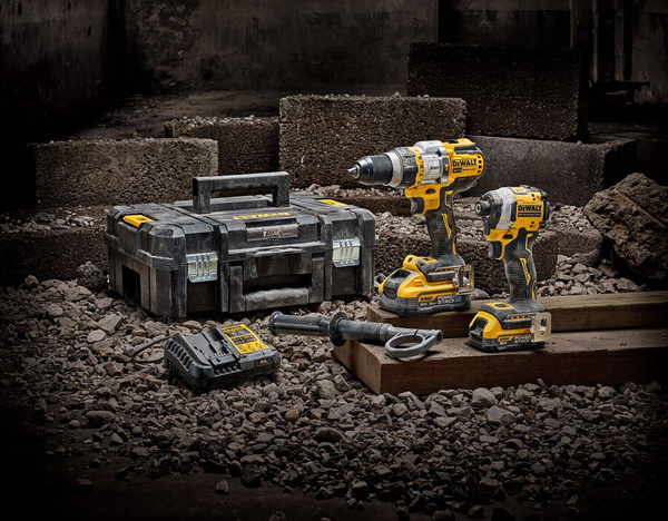 Zestaw elektronarzędzi Dewalt DCK2052H1E1T