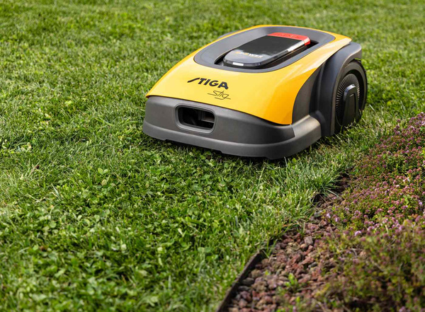 Robot koszący Stiga STIG G600 z zestawem startowym E600