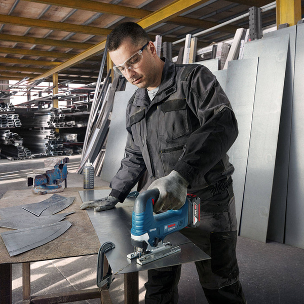 Wyrzynarka Bosch GST 185-LI