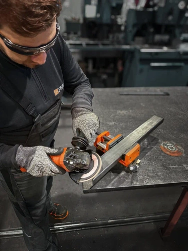 Szlifierka kątowa Fein CG 17-150 V (72229260230)