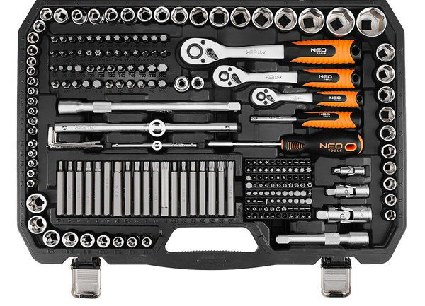 Zestaw kluczy Neo Tools 10-218