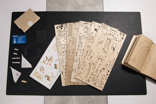 Wahadłowiec NASA Discovery UGEARS 70227