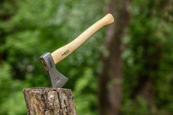 Toporek bushcraftowy 400 g z futerałem NEO Tools 63-119