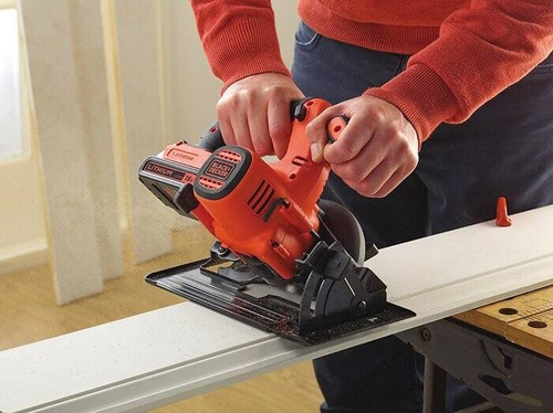 Pilarka tarczowa Black Decker BDCCS18N