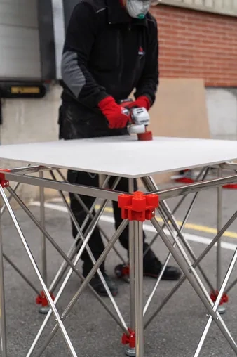 Składany stół roboczy 120 x 120 cm Rubi 28918