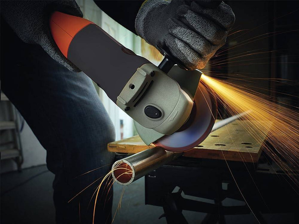 Szlifierka kątowa Black Decker BEG220K-QS