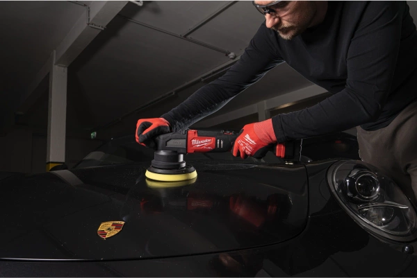 Polerka dual action Milwaukee M18 FROP21-0X