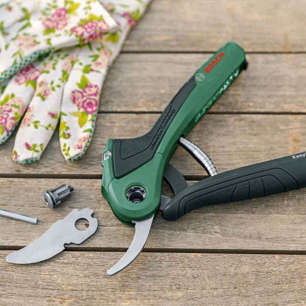 Akumulatorowe nożyce ogrodowe Bosch EasyPrune