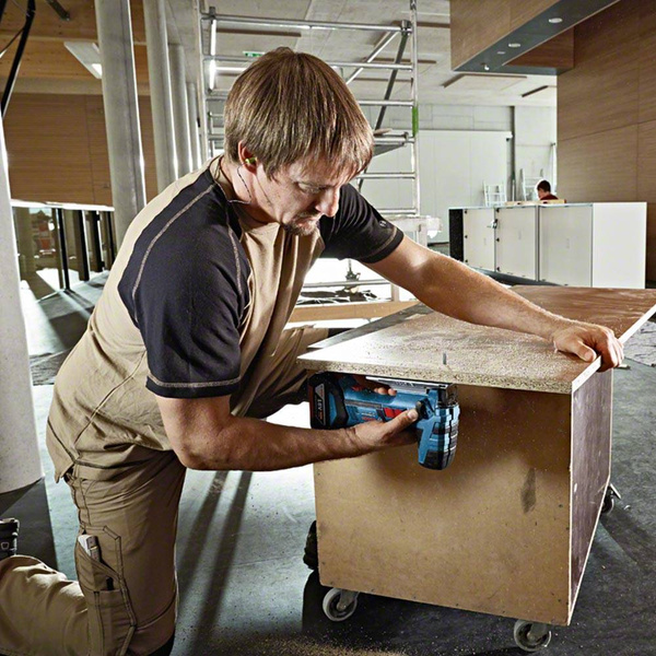 Wyrzynarka Bosch GST 18V-LI S