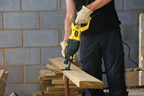 Pilarka szablowa Stanley Fatmax FME365K