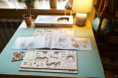 Bursztynowa szkatułka UGEAR 70090