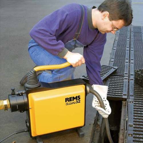 Maszyna do czyszczenia rur i kanalizacji REMS 172012