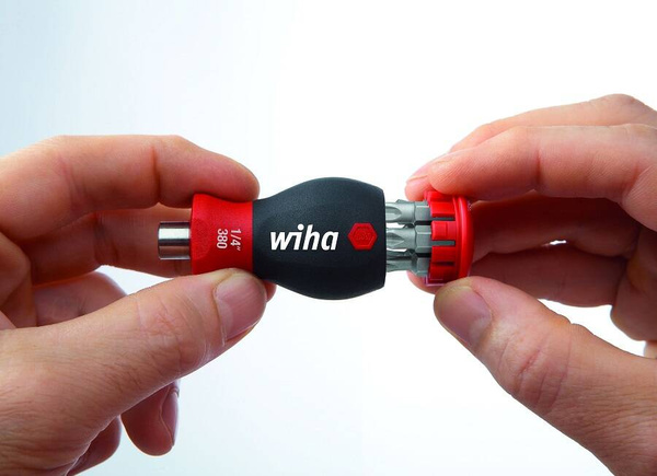 Magnetyczny wkrętak z magazynkiem bitów Stubby WIHA 10382