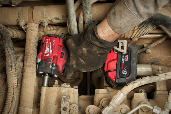 Klucz udarowy 1/2" Milwaukee M18 FIW2P12-502X