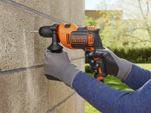 Wiertarka udarowa Black Decker BEH710-QS