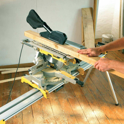 Pilarka stołowa/ukośnica Dewalt D27112