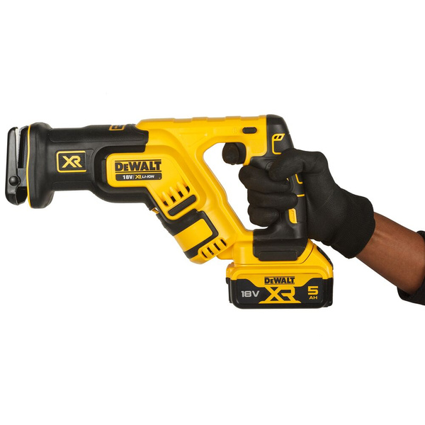 Pilarka szablasta Dewalt DCS367 z akumulatorem