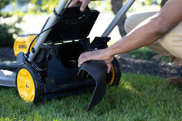 Kosiarka akumulatorowa Dewalt DCMWSP550N