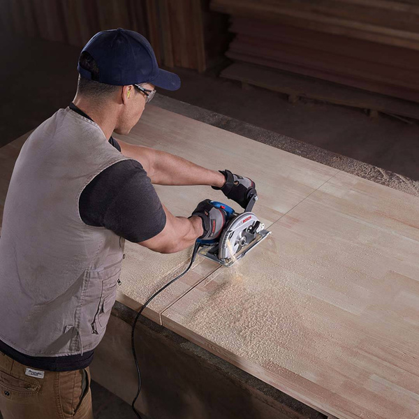 Pilarka tarczowa Bosch GKS 600