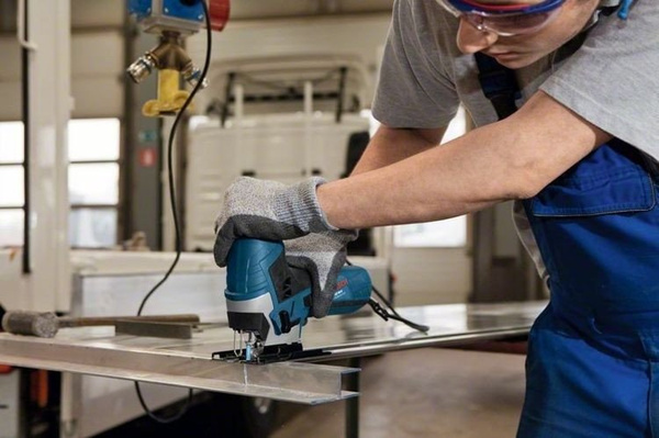 Wyrzynarka Bosch GST 90 E