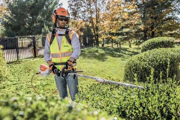 KombiMotor Stihl KMA 130 R - jednostka napedowa - kombinarzędzie akumulatorowe