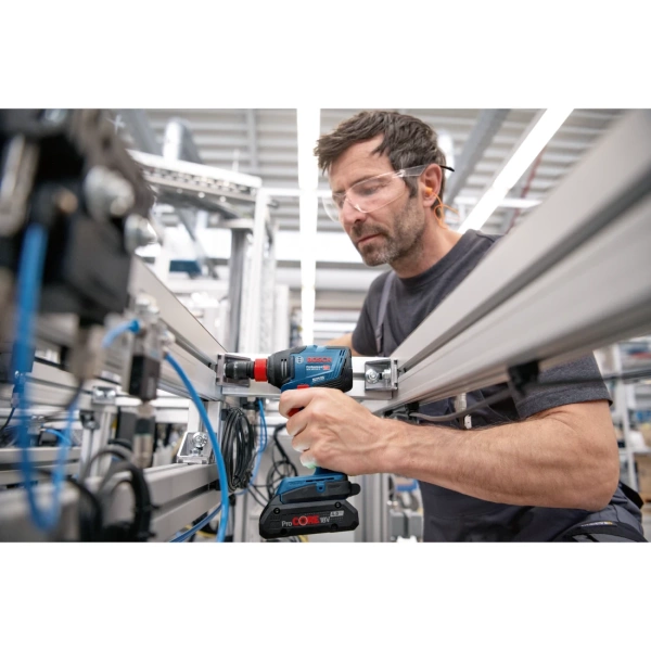 Zestaw elektronarzędzi Bosch 0615990N32