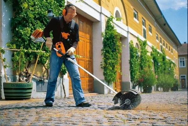 Szczotka KB-KM Stihl 46017404905 - KombiNarzędzie