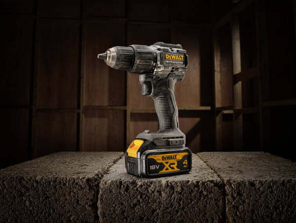 Wiertarko-wkrętarka Dewalt DCD100M2T