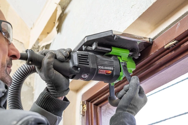 Przecinarka ram okiennych i drzwiowych Eibenstock EFS 200