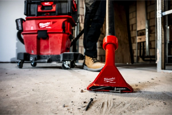 Odkurzacz akumulatorowy Milwuakee M18 F2VC23LG2-0