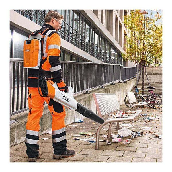 Dmuchawa Stihl BGA 100 - dmuchawa akumulatorowa 36V - System AP