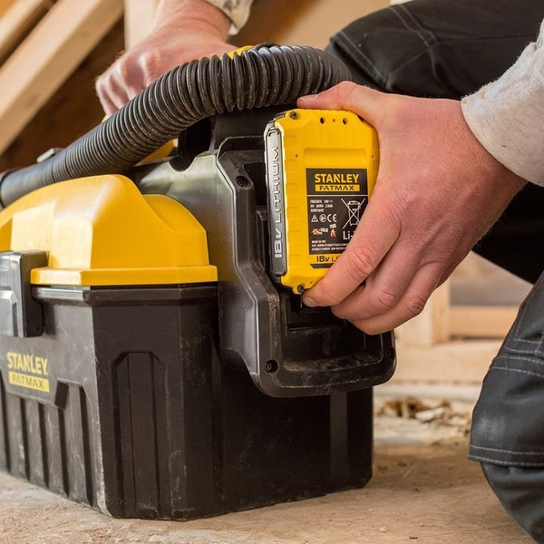 Akumulatorowy odkurzacz Stanley Fatmax FMC795B (Solo)