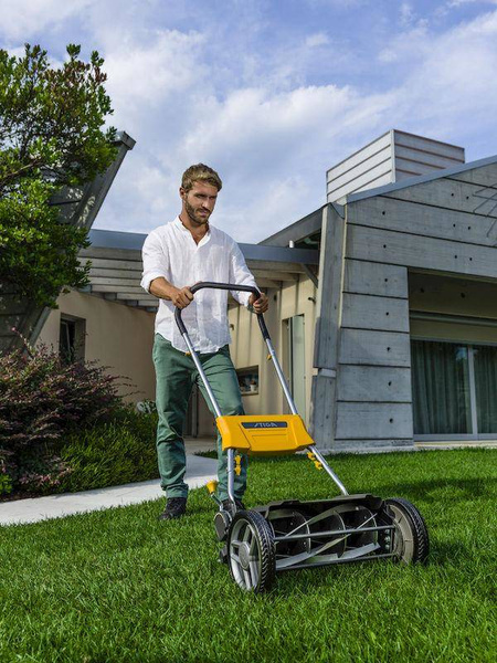 Kosiarka ręczna Stiga SCM 440 FS