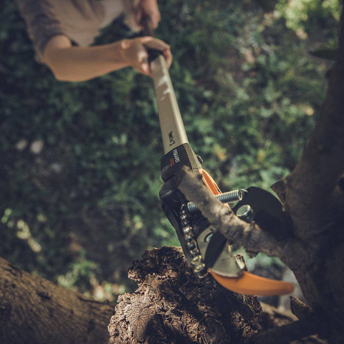 Sekator teleskopowy Fiskars UPX82