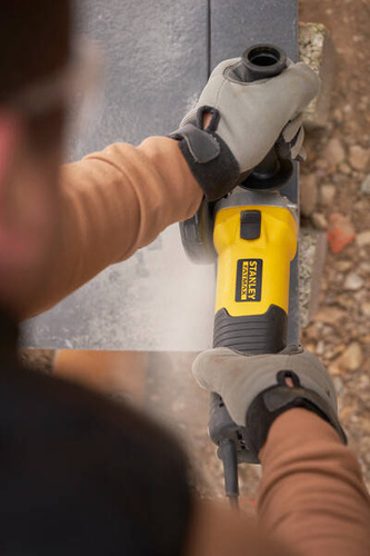 Szlifierka kątowa Stanley Fatmax FMEG225VS